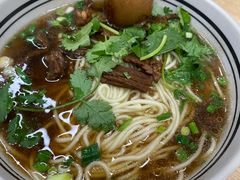 -小马牛肉面·牛骨熬制(南京博物院店)