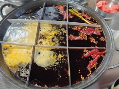 -铜元老码头鳝鱼火锅