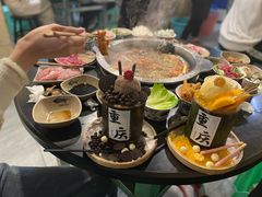 -洞亭火锅(防空洞总店)