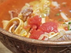 -成都你六姐·牛肉冒菜(信泰中心商场店)