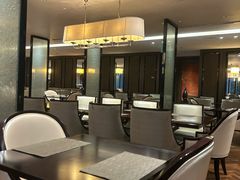 -广州天河希尔顿酒店