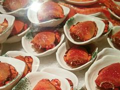-雍容荟帝王蟹活龙虾展台自助(IFS黑金店)