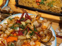 -江城老胖串店·海鲜·小龙虾(世光路店)