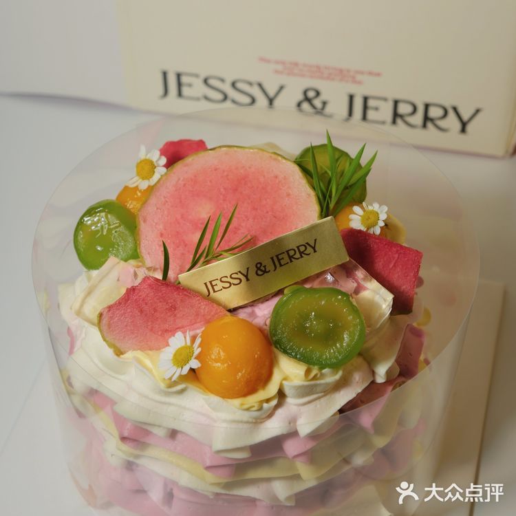 这家怎么做到每个蛋糕都那么美的🆘