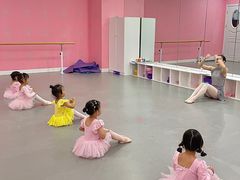 -Isee灰姑娘国际芭蕾舞蹈艺术中心(置地广场店)