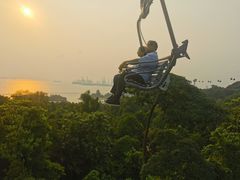-圣淘沙天际线斜坡滑车