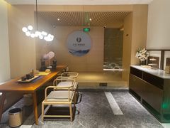 -艺龙万国酒店(济南泉城广场趵突泉店)