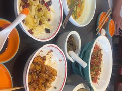 -川流不息·地道川菜·小龙虾(松东路店)