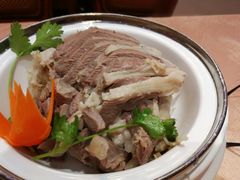 手把羊肉-德乐海蒙餐
