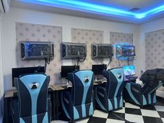 -外星熊·伊斯贝尔电竞店