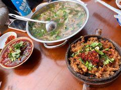 -谢老五跷脚牛肉·非遗传承店