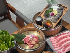 -何发发和牛烧肉·鳗鱼榴莲放题自助(乐峰广场店)