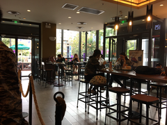 大堂-星巴克(青岛大拇指广场分店)