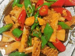 -尹兰楼西北风情餐厅(嘉定店)