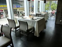 -千百味红餐厅·非遗江西菜(绿地双子塔总店)