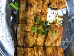 -江城燕子大排档(江汉路步行街店)