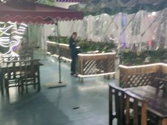 露天位-琼大师东方烤乳猪(亚特兰蒂斯店)