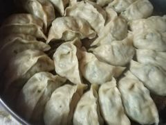 蒸饺-小许三鲜砂锅馄饨店(家多乐烟酒店)