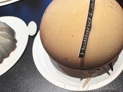 -好利来(上海虹桥新天地Lab主题店)