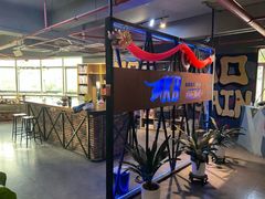 -KingBull私教健身&格斗订制(龙井商业中心店)