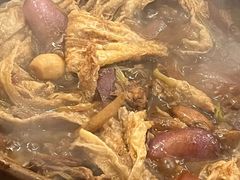 -胡须佬鸡煲四季火锅店(石厦西村直营店)