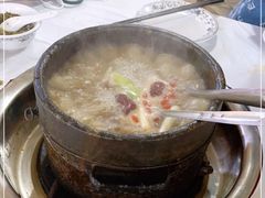 -鲁朗纳麦石锅鸡庄园