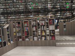 -钟书阁(群光广场店)
