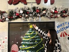-大头虾越式风味餐厅(光明广场店)