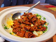 马仕金牌肥肠煲-马仕玖煲·融合菜·酥不腻烤鸭(人大店)