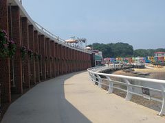 -北戴河碧螺塔海上酒吧公园