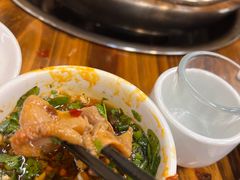 -金鼎雪山牦牛杂火锅(理县总店)