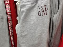-GAP(王府井奥莱·香江小镇店)