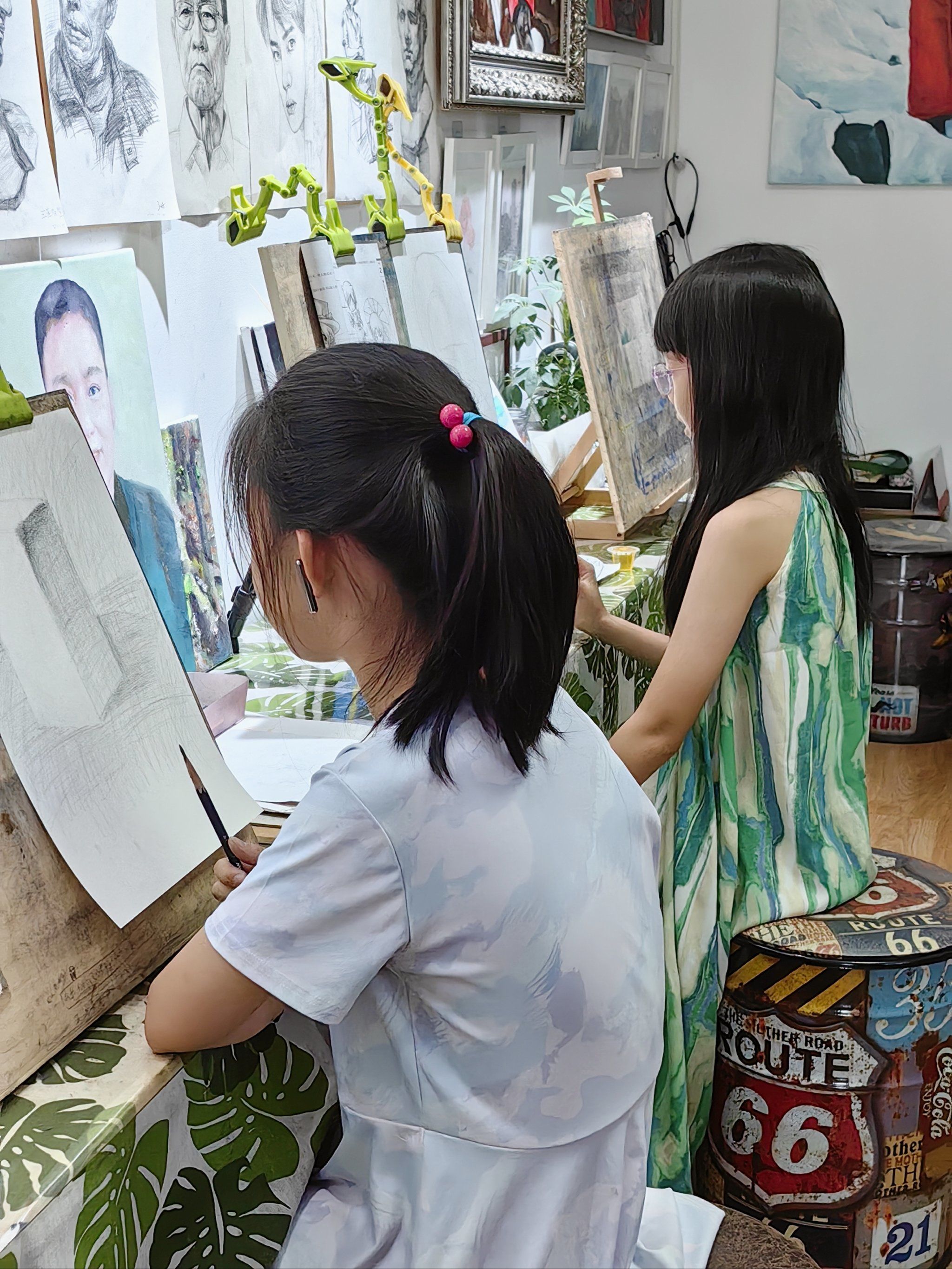 素像画室三年级美术课,央美师资,专业培训机构