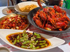 -肥肥虾庄·金牌油焖大虾(汉口城市广场店)