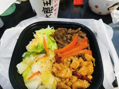 黑椒牛柳宫保鸡丁饭-永和大王(花好园店)
