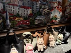 -泡泡玛特POPMART(蓝色港湾店)