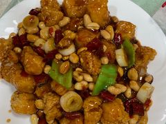 宫爆鳕鱼球-奥华餐厅·老张记(台基厂店)