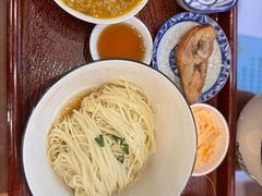 -百年老字号·观振兴蟹黄面·三虾面·苏式面(观前街富仁坊巷店)