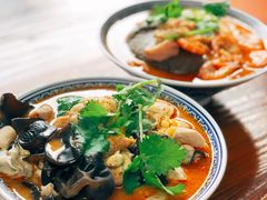 -亚忠小吃店(曾厝垵店)
