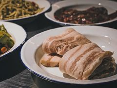 -马路牙子地桌烤肉(工体店)