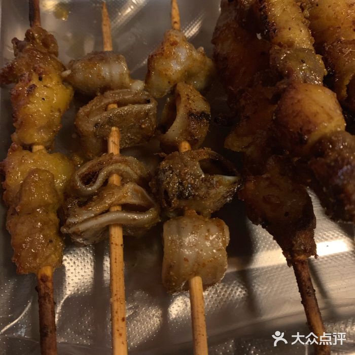 新疆阿卜杜拉烧烤餐厅(四方坪店)烤羊肉串图片