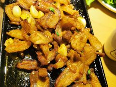 炉火烤五花肉-吕氏疙瘩汤·海鲜新鲁菜(凯德mall新都心店)