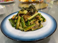 椒麻黄瓜螺头-小船渔村•大连菜•大连焖鱼(明泽街店)