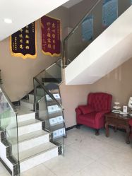 -苗方清颜痘肌研究所