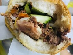 -Bánh Mì Huynh Hoa