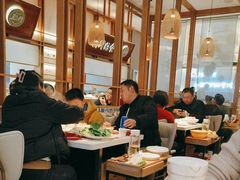 大堂-三人行骨头王火锅(长寿店)
