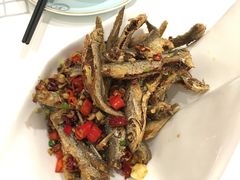-丹江口渔村·湘味厨房(桃园店)