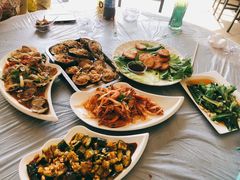 -覃记海鲜美食餐厅