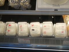 -红宝石·鲜奶小方·海派西点房(南丹店)