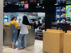 -麦当劳(国际社区店)